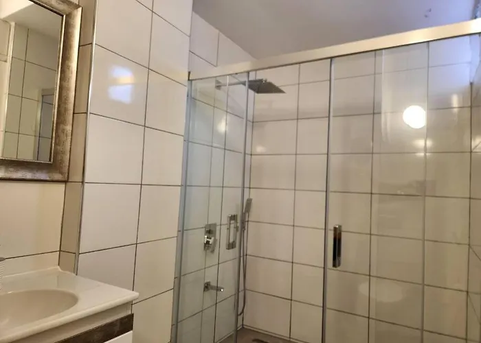 Traumhaus Mitten In Der 60 Meter Zum Case de vacanță Kusadası